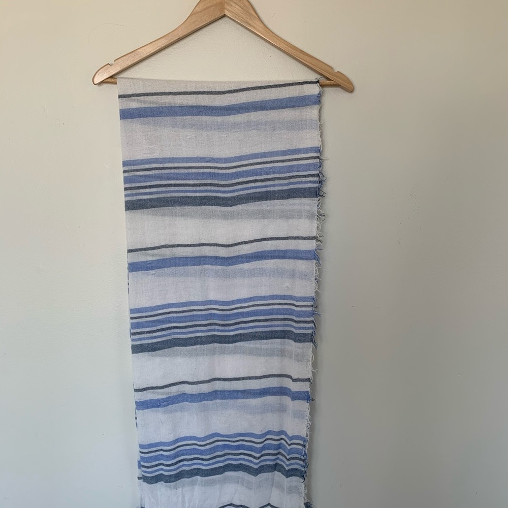 Light Weight Scarf